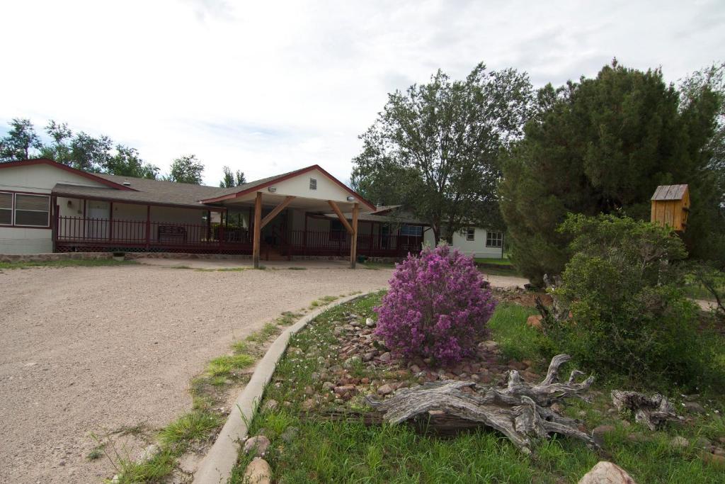 Davis Mountains Inn (Adults Only) Форт-Дейвис Экстерьер фото